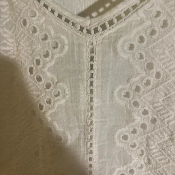 White eyelet House of Harlow dress sz M - Picture 2 of 4